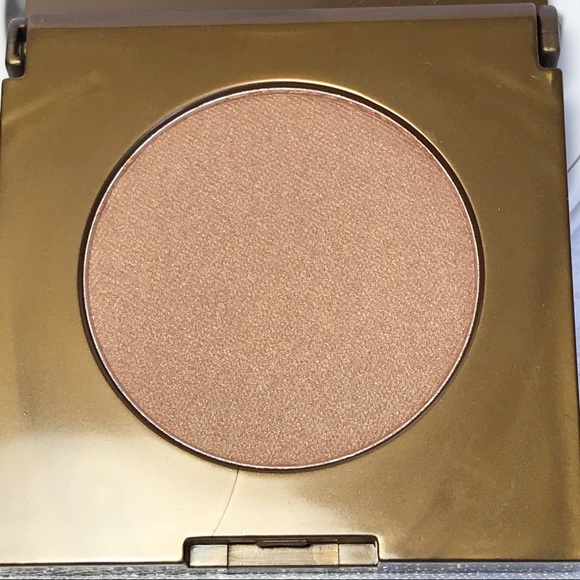 🆕Tarte Bronzer • Park Ave Princess🆕 - Picture 1 of 3